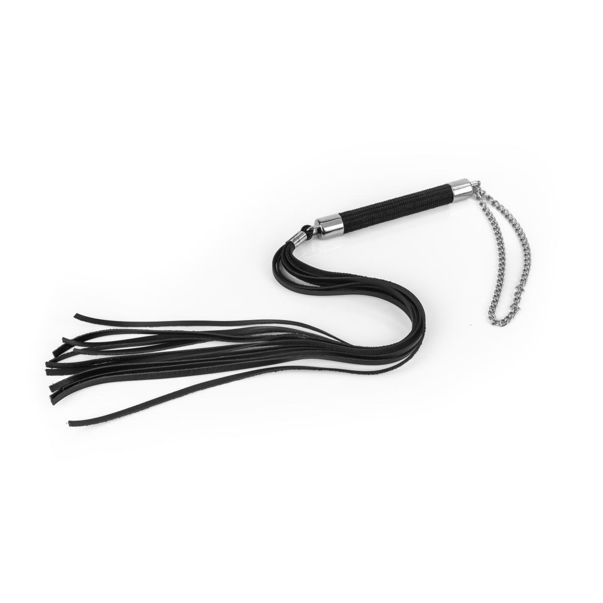 Chicote Flogger com Tiras Longas de Couro Montana, Corrente e Cabo de Madeira - New Star Couros Domme - 2