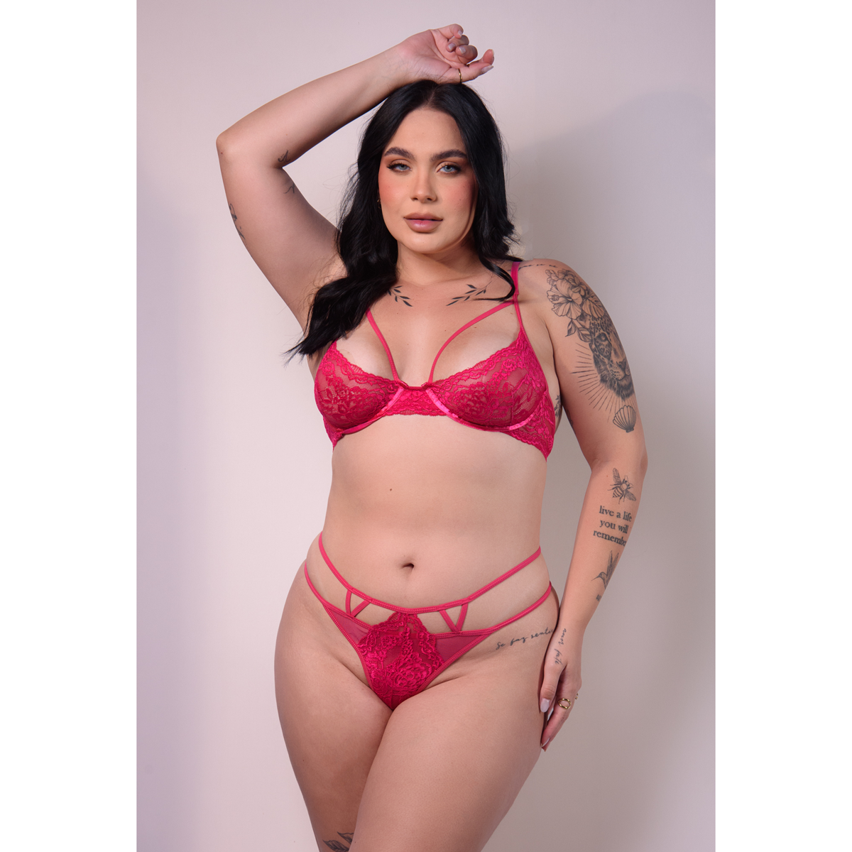 Conjunto em Renda com Detalhes em Strappy - Exclusiva Lingerie | Disponível em 5 Cores e 2 Tamanhos Plus Size - 4