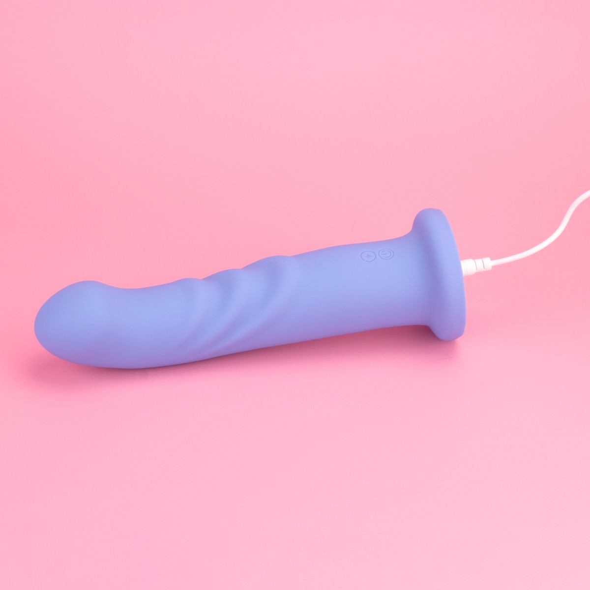 Dildo em Silicone Macio com Relevos, Ventosa, 10 Modos de Vibração, Rotação e Carregamento via Cabo USB - Exclusiva Ângelo - 6