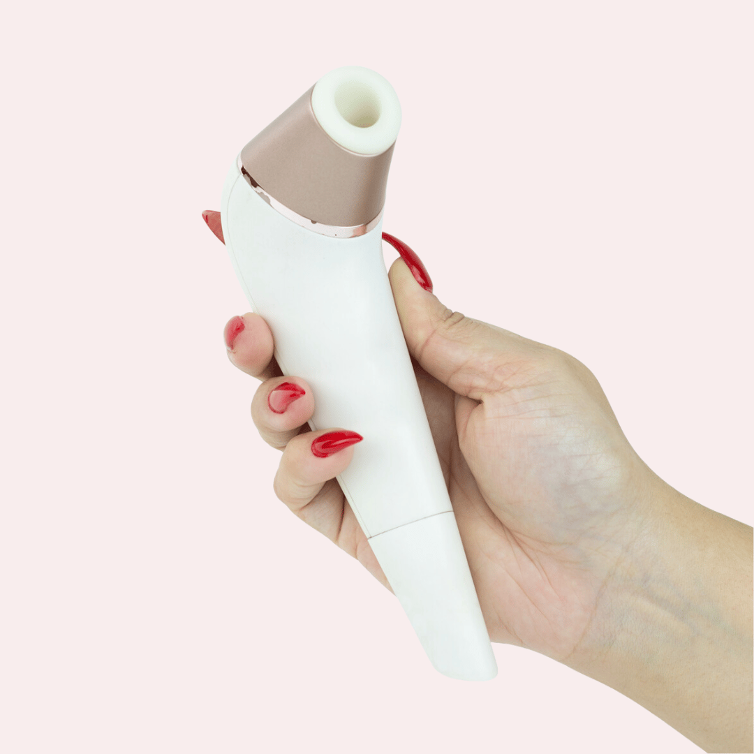 Estimulador Clitoriano com 11 Níveis de Sucção e Resistente a água - Satisfyer Number Two | 18 x 4,7 cm - 4