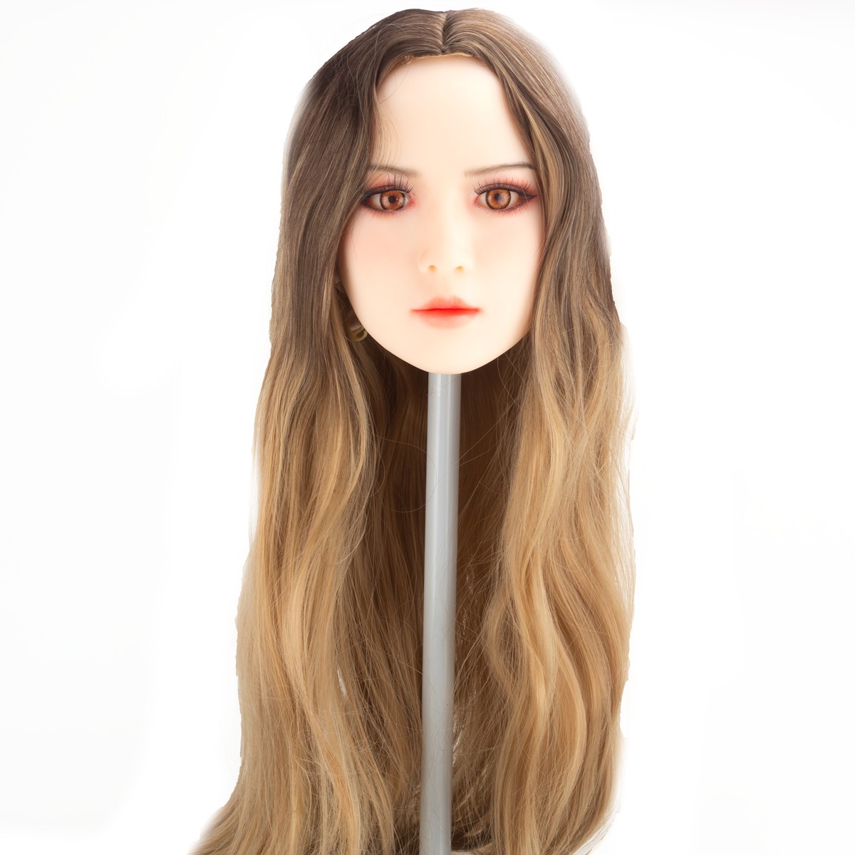 Giselle - Boneca Realística em TPE com Pele Branca, Cabelo Castanho Escuro longo, Olhos Castanhos, Seios Fartos, Vértebras em Aço e Acessórios - 41 Kg e 1,64 Metros de Altura - 9