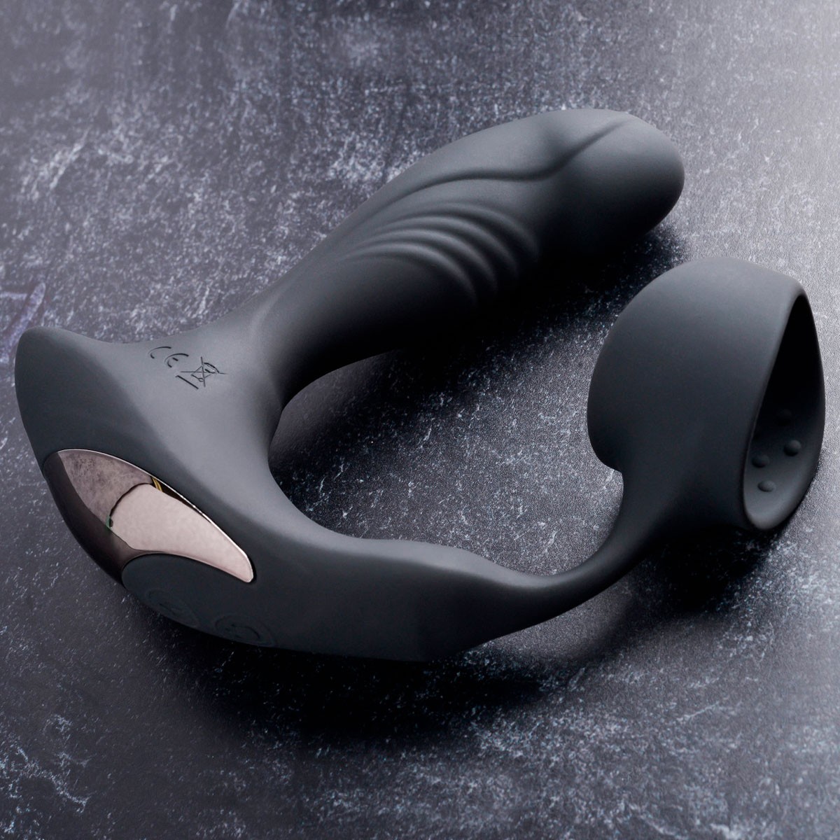 Massageador de Próstata e Períneo em Silicone com Anel Peniano, 7 Modos de Vibração, Função Aquecimento e Controle Remoto Sem Fio - Zero Tolerance Strapped & Tapped | 9 x 3 cm - 2