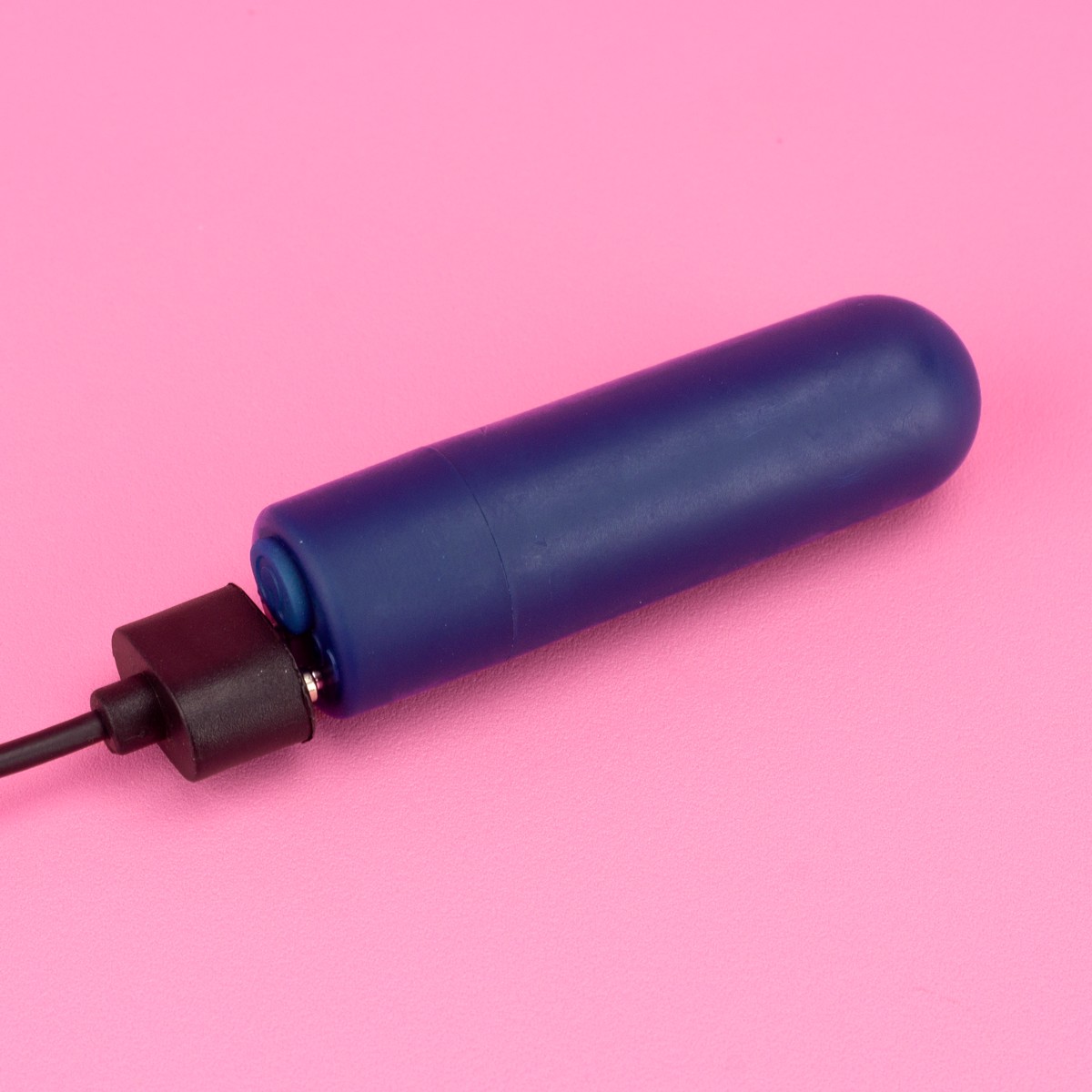 Masturbador em Silicone e Bullet com 10 Modos de Vibração, Recarregável - Exclusiva Ares - 4