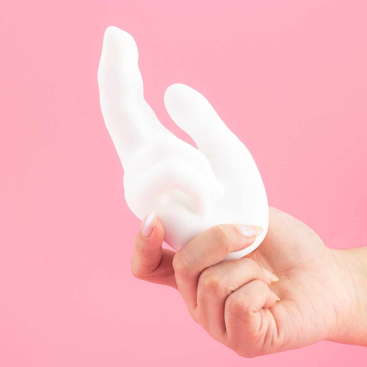 Vibrador em Formato de Mão em Silicone com 9 Vibrações, Movimentos de Vem Cá e Recarregável - Golden Right Hand - 3