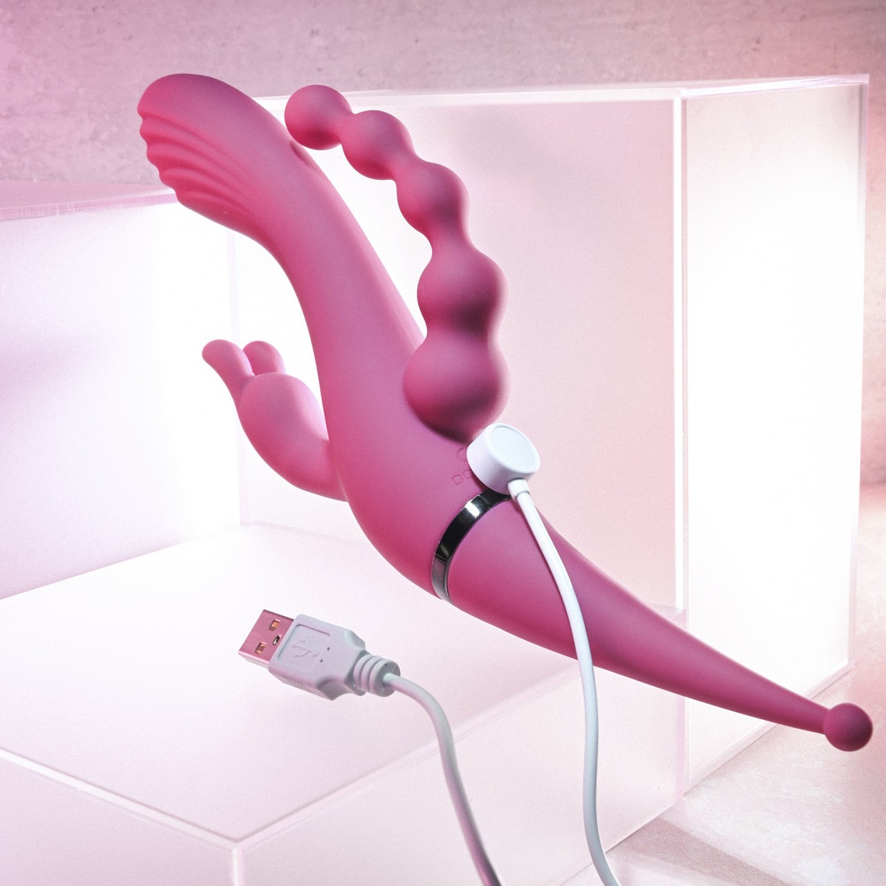 Vibrador Recarregável com 4 Pontos de Estimulação, 3 Motores, Totalmente sem Gênero em Silicone Suave - Gender X Four By Four - 3