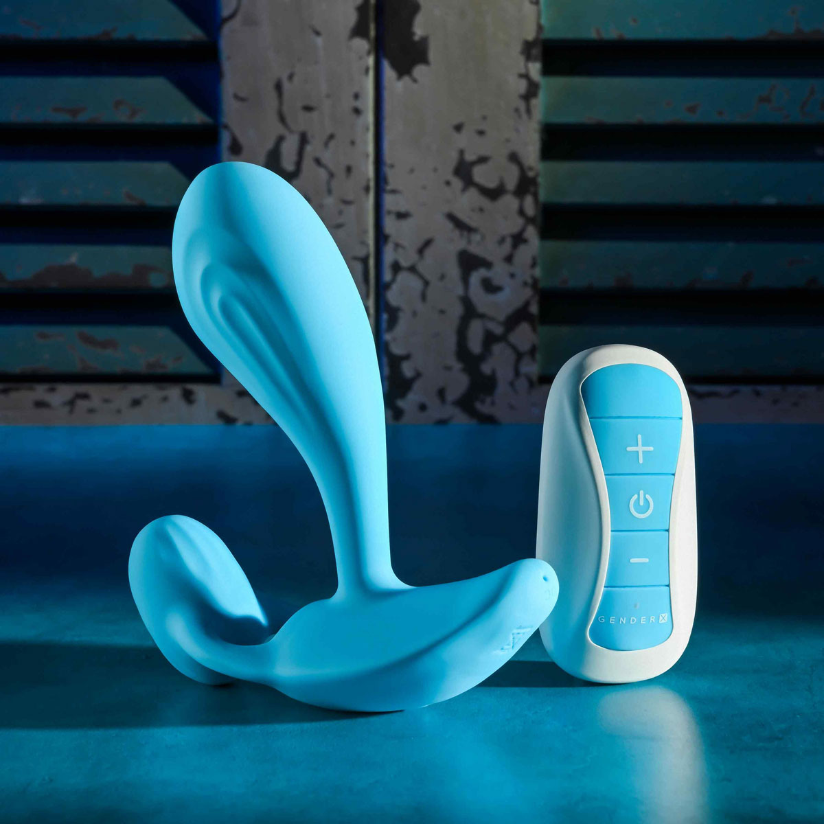 Vibrador em Silicone com Estimulador, Motor Duplo, 10 Modos de Vibrações, Recarregável e Controle Remoto sem Fio - Gender X Wear Me Out | 8,5 x 2,9 cm - 2